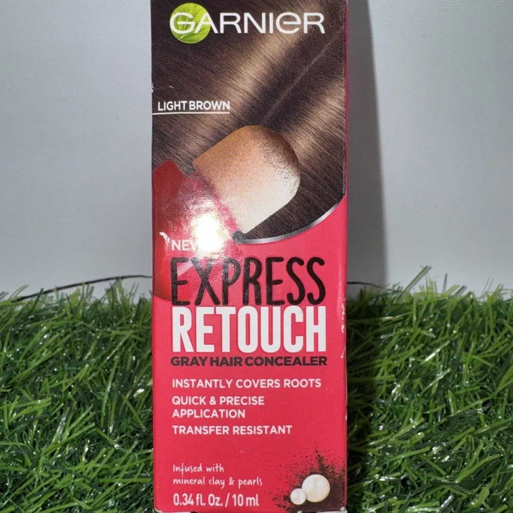 Garnier EXPRESS RETOUCH Grey Hair Concealer Light Brown .34 fl oz